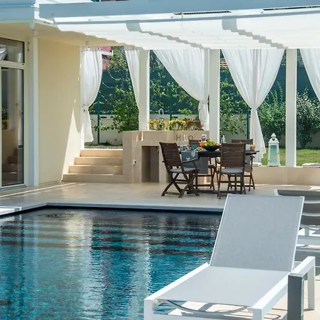 Giuliveto Frühstückspension 4*